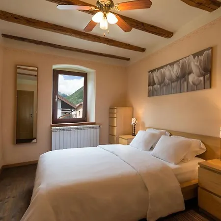 Сasa de vacaciones Polovnik House Srpenica