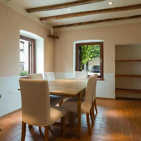 Polovnik House Holiday home *